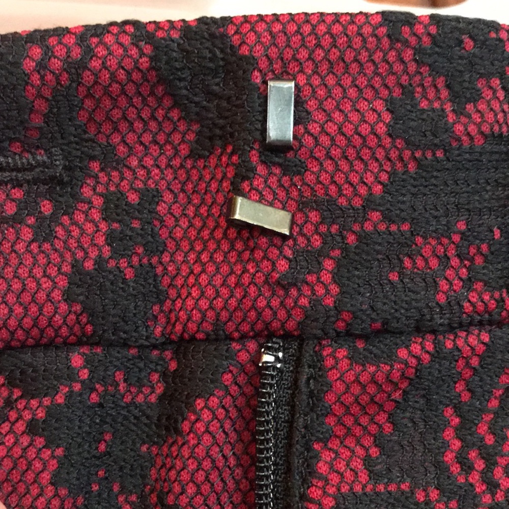 White House Black Market Pants. - Picture 3 of 4
